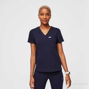 Figs Catarina One-Pocket Scrub Top